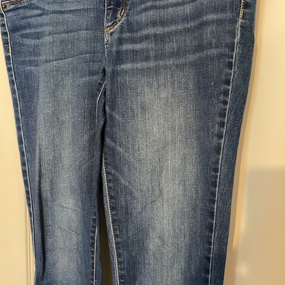 Universal Thread Jeans - Picture 2 of 4